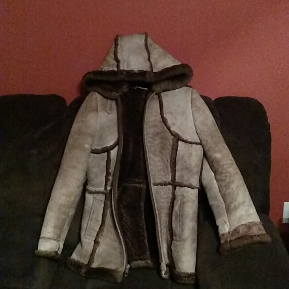 Shearling by Lawrence hooded jacket.
